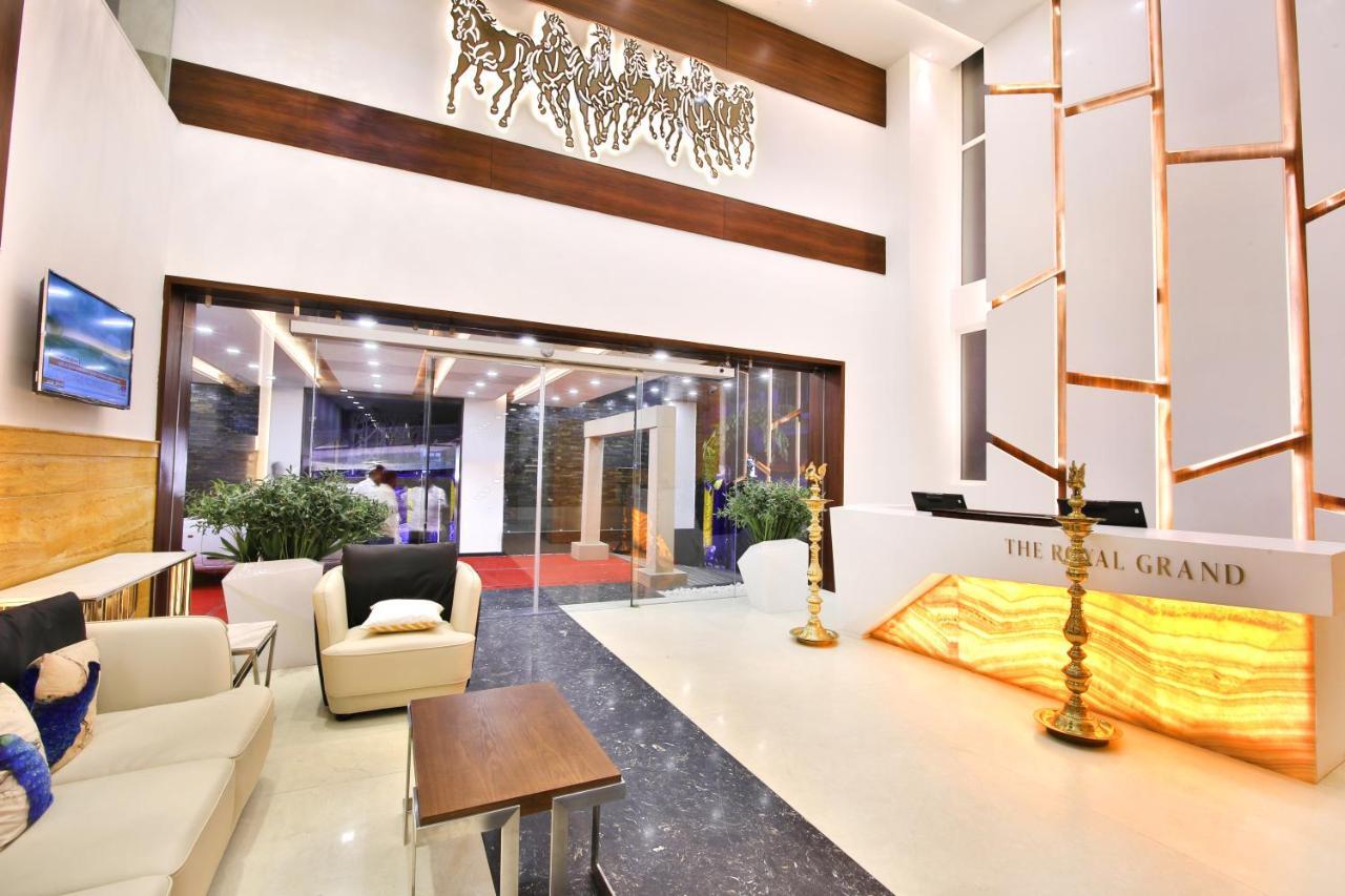 The Royal Grand Hotel Karur  ภายนอก รูปภาพ